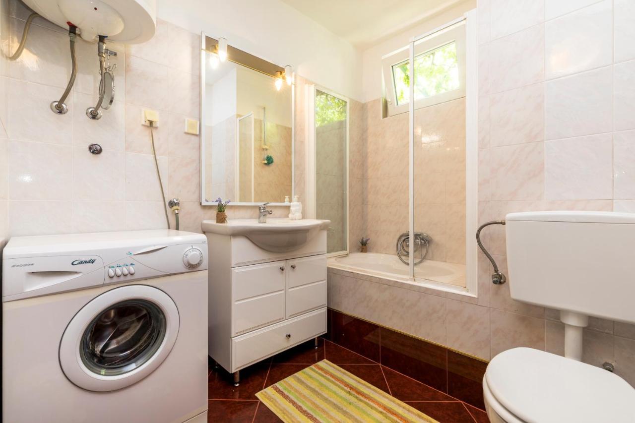 Apartman Maya Mali Losinj Luaran gambar